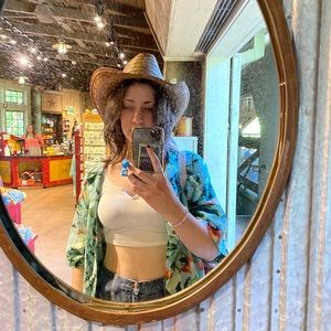 Meet your Posher, Wren